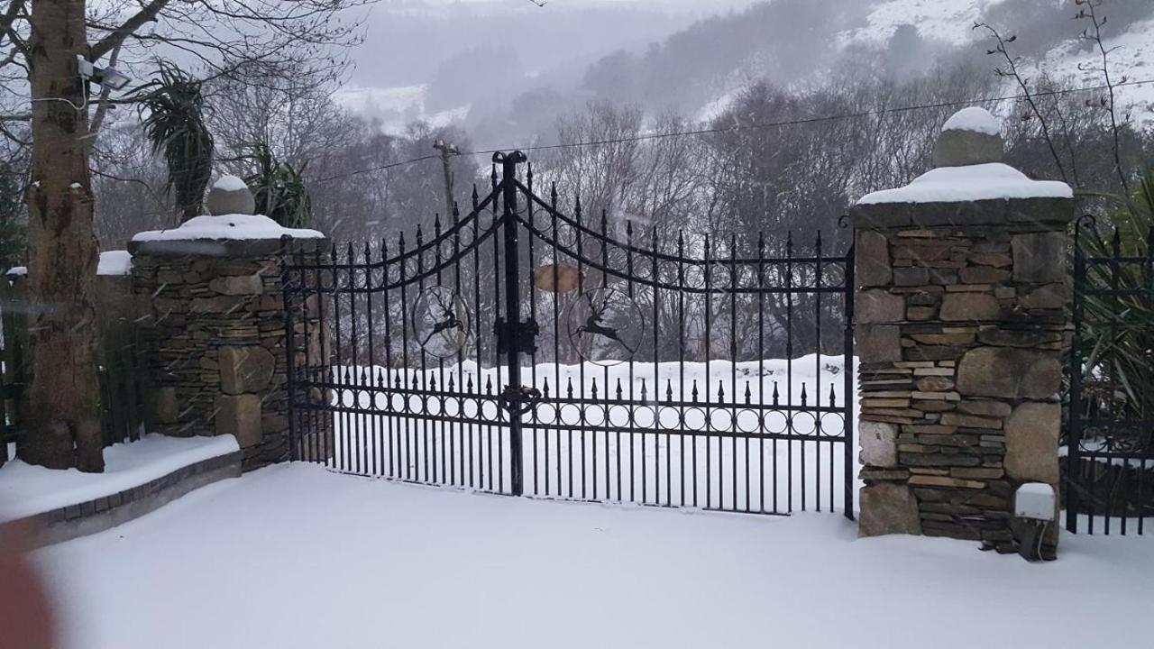 Clarisses Cottage Laragh Exterior foto